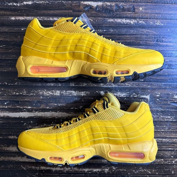 Nike Air Max 95 Taxi City Special NYC Yellow Gold Retro Men's 10.5 DH0143-700 - Picture 3 of 7